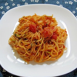 水漬けパスタで　ツナとセロリとトマトのスパゲティ